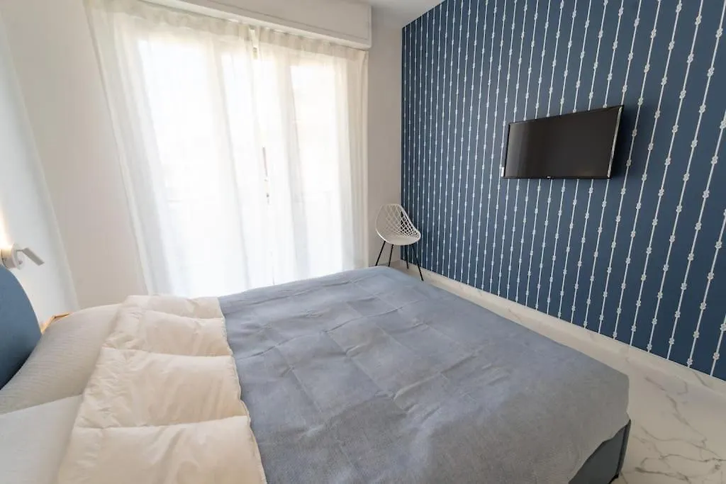 Elegante E Moderno Appartamento-Colin Home Sanremo Apartment