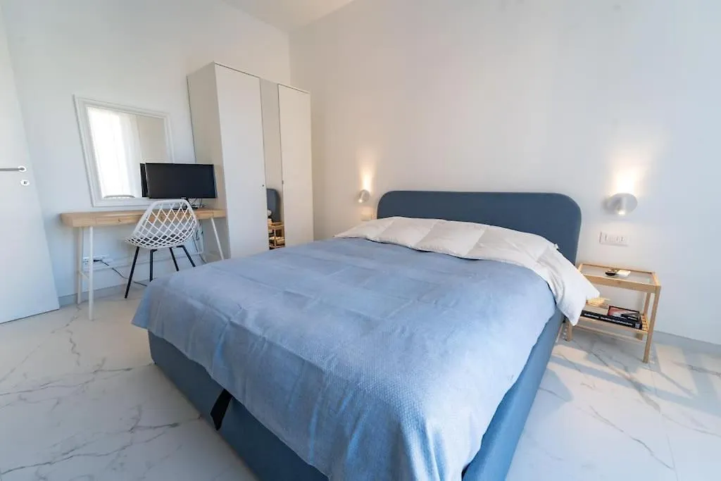 Elegante E Moderno Appartamento-Colin Home Sanremo Apartment